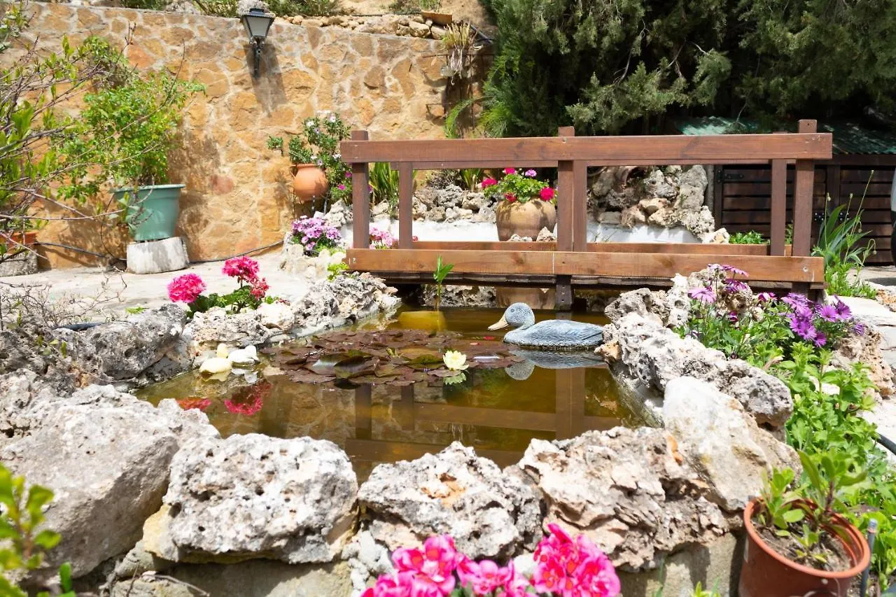 Holiday home Casa Rural La Pedra Ronda
